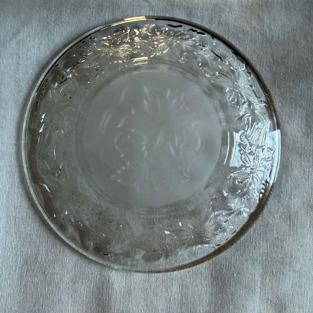 Princess House Fantasia Poinsettia Pattern Frosted Center Bread Plates Set of 3